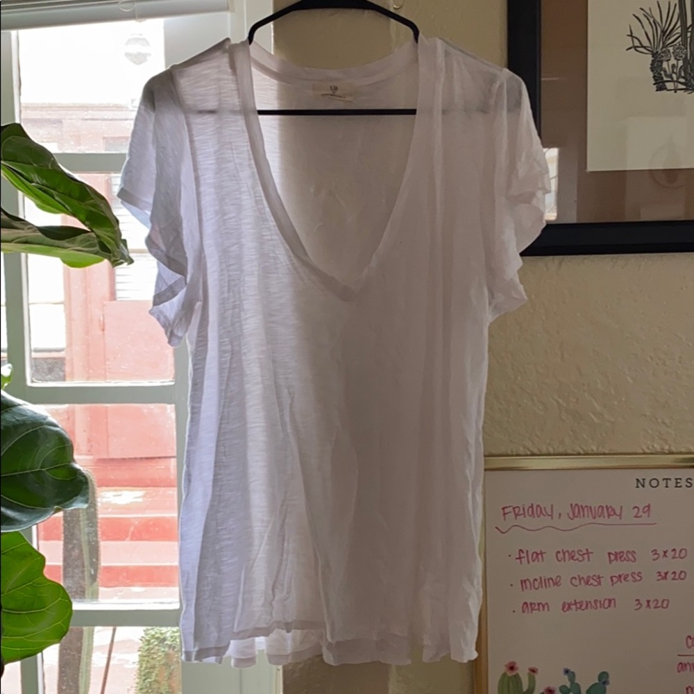 t.la v neck